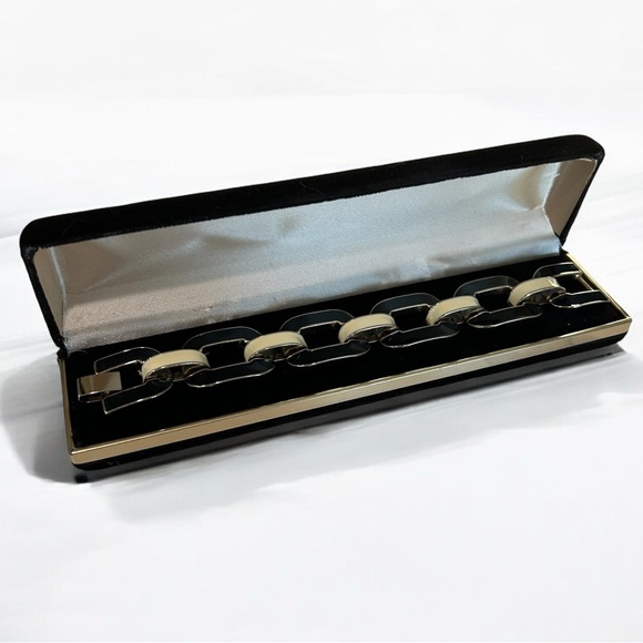 Vintage Enamel & Gold Tone Bracelet - Picture 2 of 14